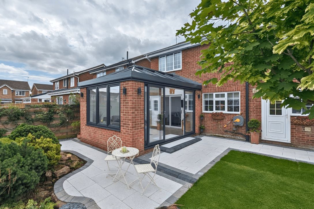 How much does it cost to build a conservatory?